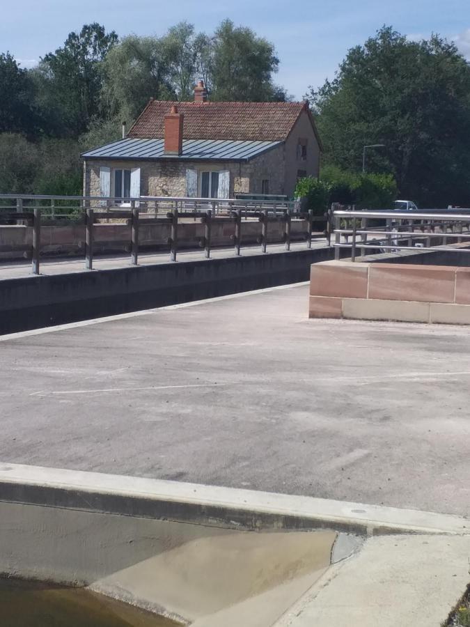 La Maison Du Canal Vaux  外观 照片